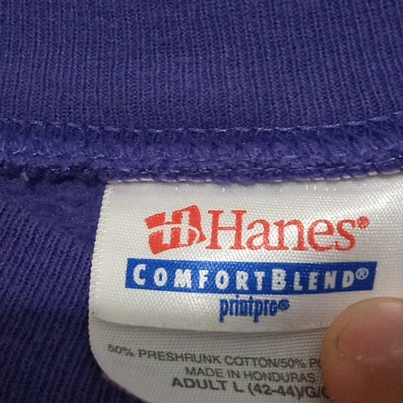 Chritsmas Sweatshirt - Picture 6 of 8